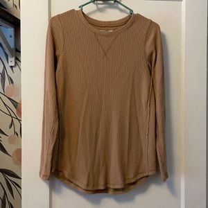 Camel 🐪 soft crew neck top